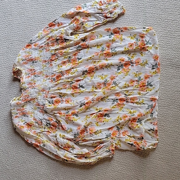 Top - Picture 5 of 5